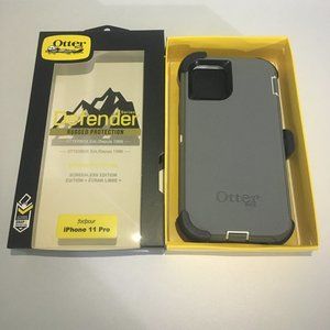 OTTERBOX Defender Series Case With Belt Clip For iPhone 11Pro